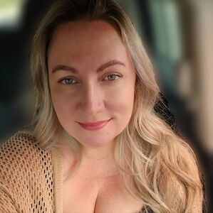 Meet your Posher, Keri